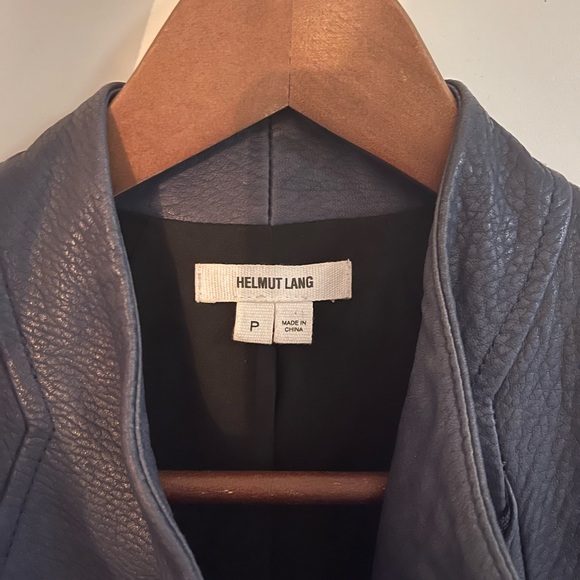 HELMUT LANG blue asymmetrical lamb skin cropped leather jacket with zipper - Picture 3 of 11